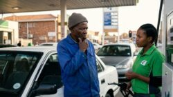 Ukukhathazeka ngokushoda kukaphethiloli, kungenzeka kube nokunye ukukhuphuka kwamanani? Ukugcinwa ngokweqile kungase kube nemiphumela engemihle